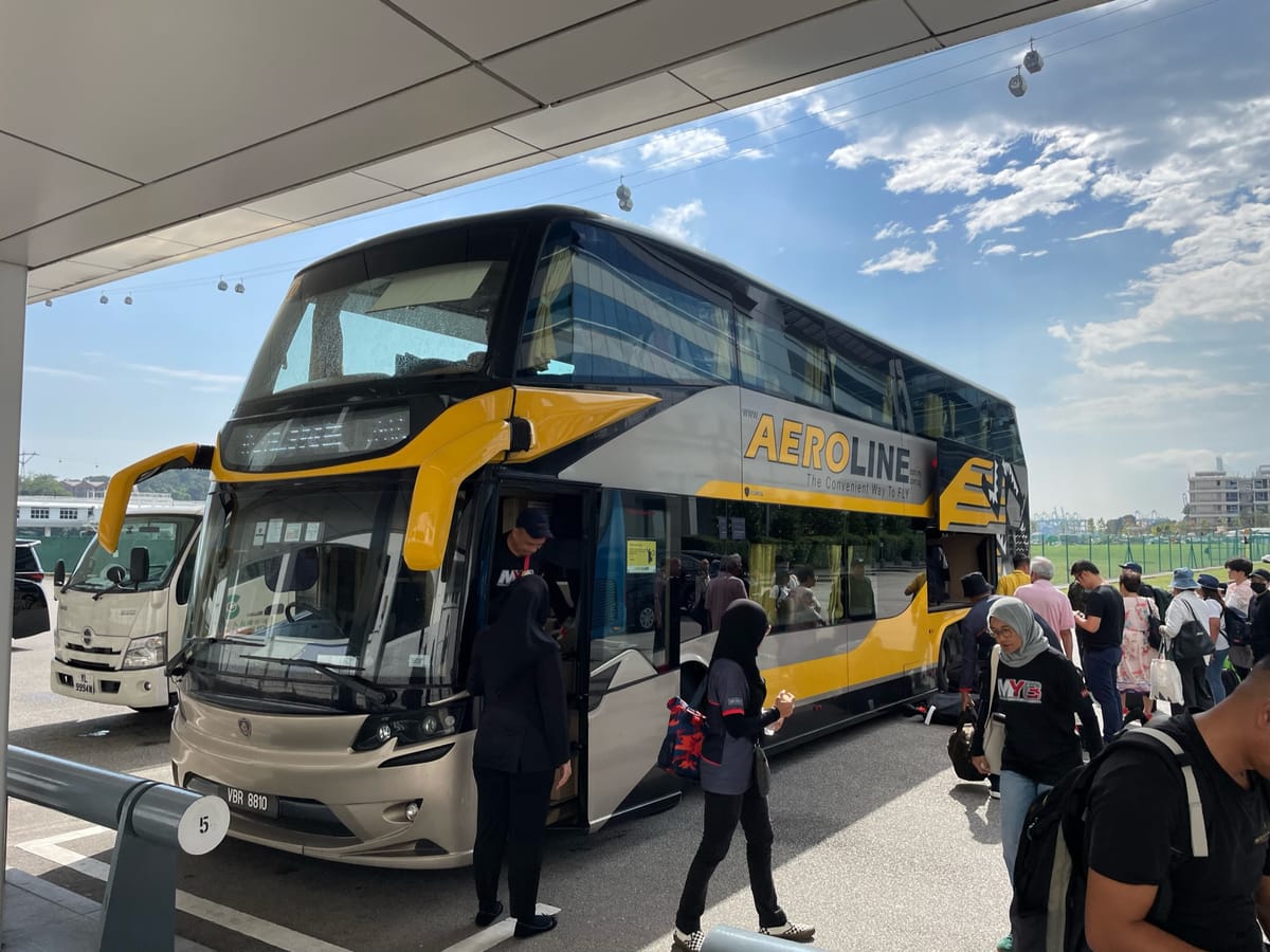 Day 1 in Singapore - Travelling and First Impressions